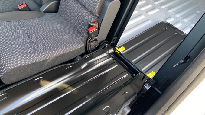 Vauxhall Combo Cargo Combo Diesel 1.5 Turbo D 100ps Prime Plus H1 Van - Image 27